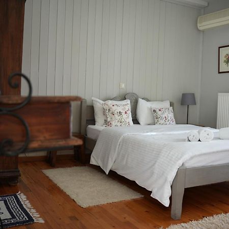 Guesthouse Doma Est 1991 أراخوفا المظهر الخارجي الصورة