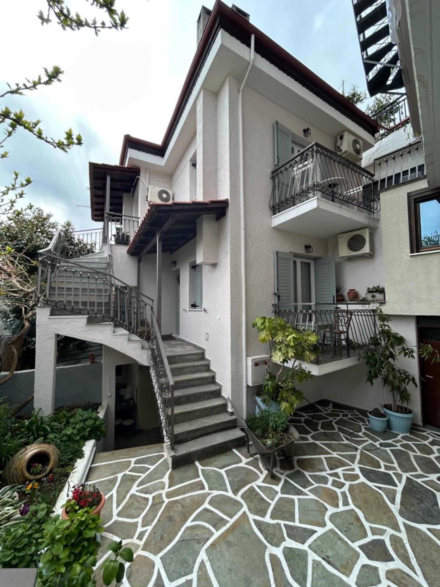 Guesthouse Doma Est 1991 أراخوفا المظهر الخارجي الصورة